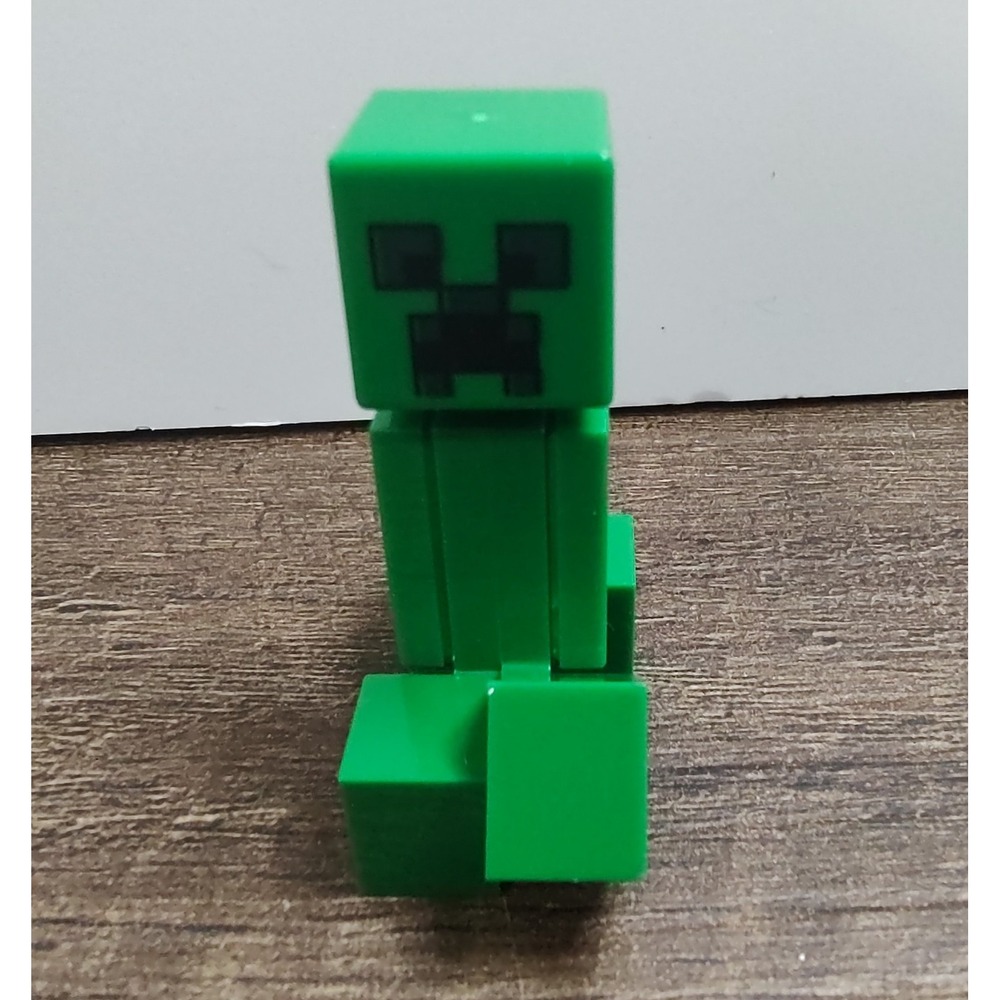 Lego Minecraft Creeper Minifigure Z26